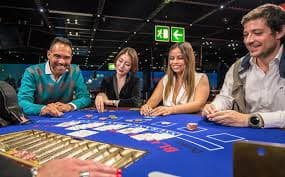 mgo777 slot live blackjack table with dealer and multi-camera feed showing real-time gameplay